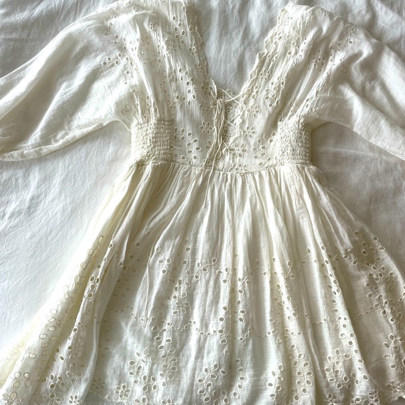 Free People white eyelet  peasant mini dress size M - Picture 2 of 5